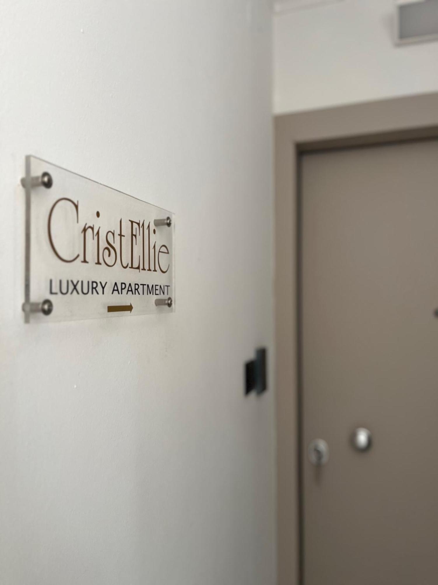 Christellie Luxury Apartment Kiáto Kültér fotó